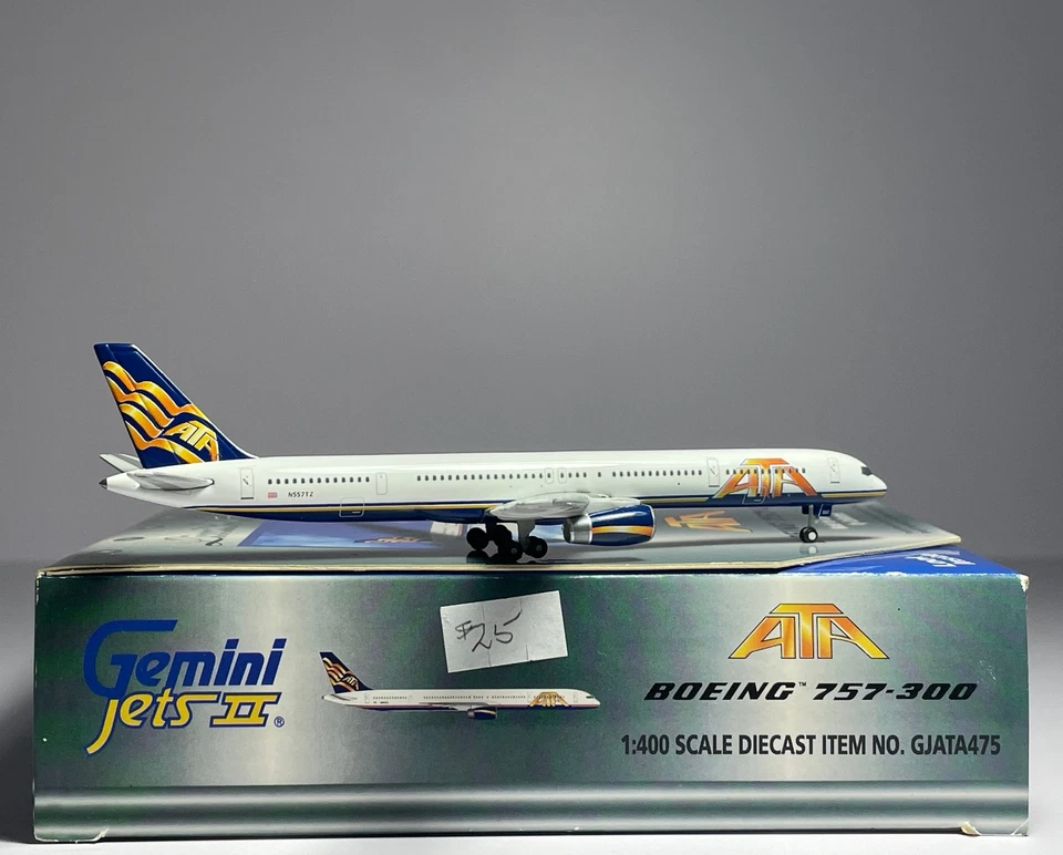 Gemini Jets 1:400 ATA Boeing 757-300 N557TZ títulos de oro GJATA475 Foto 2 de 2