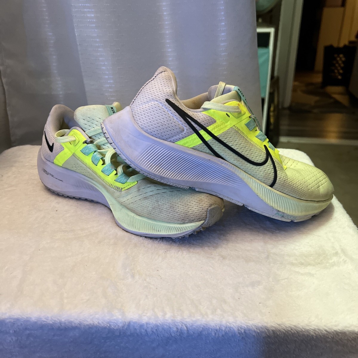 Nike Air Zoom Pegasus 38 Fast Pack Running Shoes NIKE WMNS AIR ZOOM PEGASUS 38 FAST PACK BARLEY VOLT CW7358  main image 4