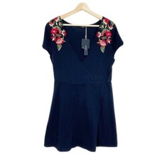 NWT Zara Faux Wrap Floral Embroidered Mini Dress Knit Short Sleeves Navy Sz M