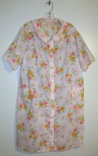 Vintage 1960s 70s Womens House Dress Pink Yellow Floral Size XL Housecoat Robe