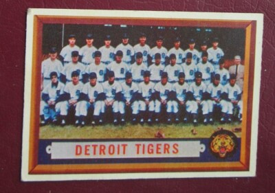 1957 Topps Detroit Tigers Team #198 VG