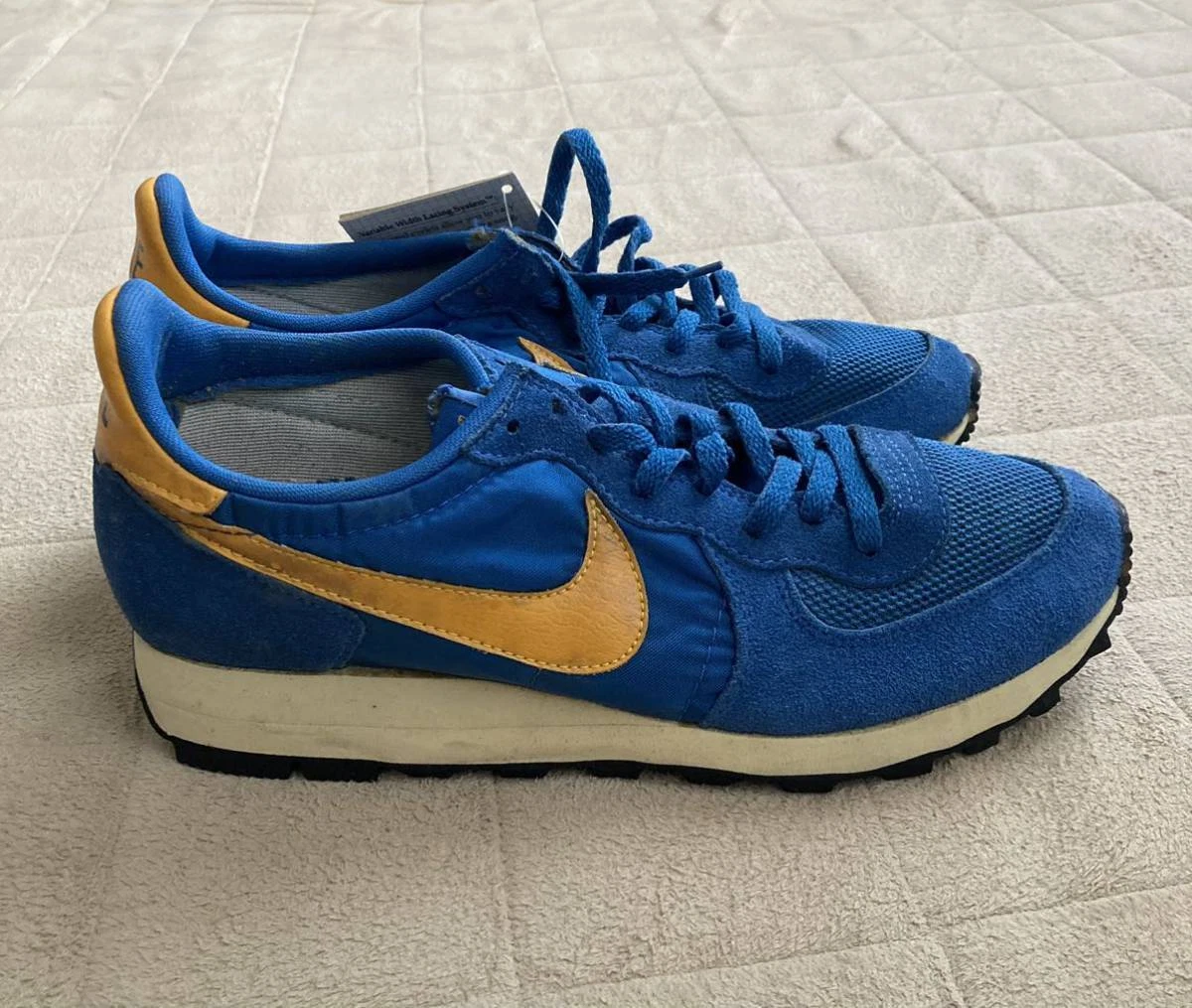 Nike Internationalist blau x gelb Herren US8.5 Made in USA neu toter Lagerbestan