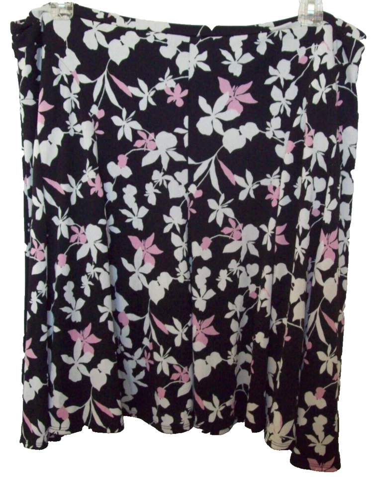 Context A Line Skirt Womens Sz 1X Floral Knee Length 25" Knit PINK WHITE BLACK - Image 3 of 3