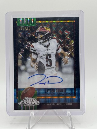 2025 Topps Chrome Jayden Daniels Superfractor (RAW)