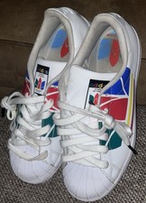 Adidas SuperStar Rainbow Kids FW4005 White Red Blue Green Youth Size 4 in VGUC