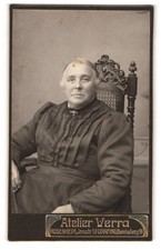 Photograph Herm. Franck-Verra, Rosenheim, Innstr. 1, older lady in dress 