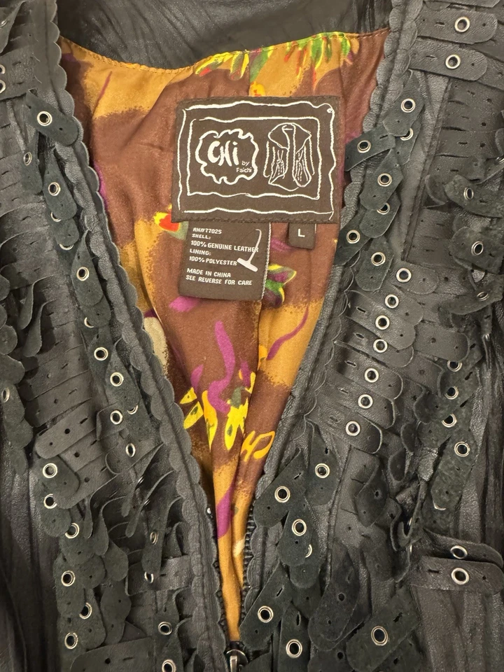 Chaqueta vintage con flecos de cuero negra Chi by Falchi para mujer talla grande Foto 3 de 4