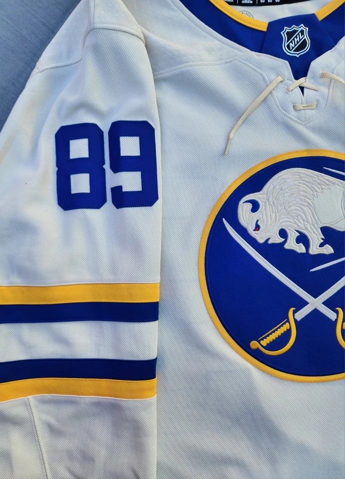 Alex Tuch Buffalo Sabres adidas Heritage Classic Authentic NHL Jersey 60-3XL - Image 4 of 4