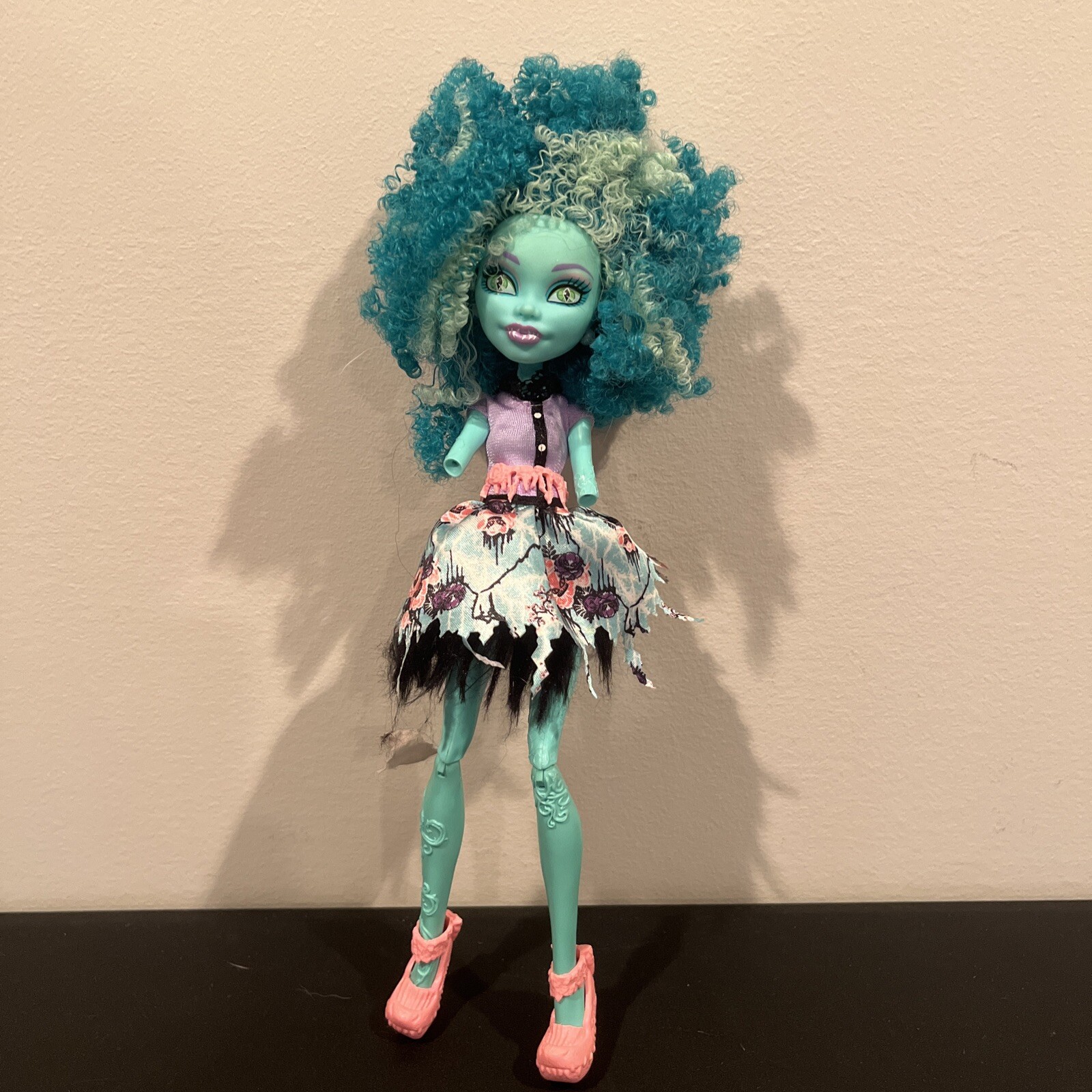 MONSTER HIGH HONEY SWAMP DOLL Frights Camera Action Hauntlywood ~ SCARILY SWEET!
