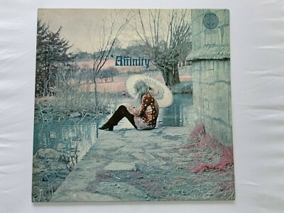 AFFINITY LARGE VERTIGO SWIRL FIRST PRESS UK LP NM/M