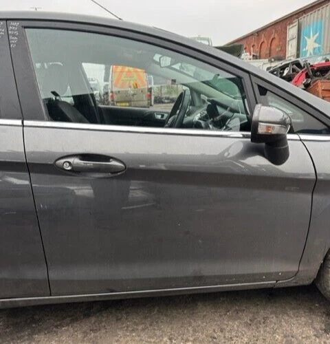 FORD FIESTA MK7 2013 - 2017 5DR OSF DRIVER FRONT DOOR CHROME TRIM 5DR MODEL