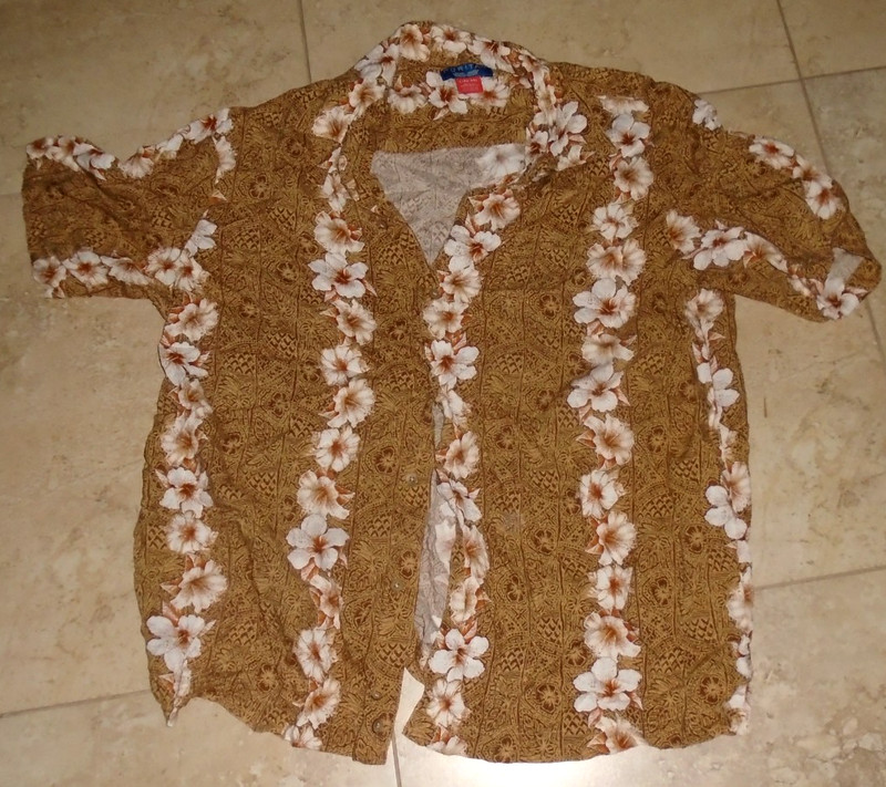 Tropical Flowers 100% Rayon Button Front Short Sleeve Men's L Large