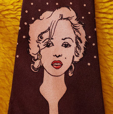 1970s VINTAGE MICHEL SELINCOURT MENS NOVELTY TIE MARILYN MONROE 56"