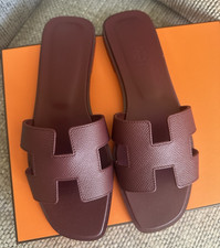 Size 39EU NEW in Box HERMÈS Rouge H  Epsom Calfskin Oran Sandals
