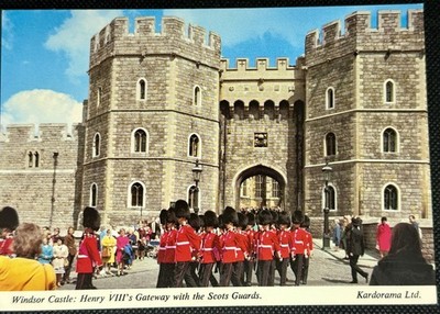 AK  WINDSOR CASTLE / ENGLAND        671