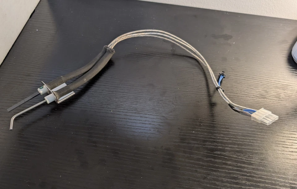 JW 100092628 HOT SURFACE IGNITER WITH FLAME SENSOR Bought Sept 15/25 - Image 3 of 4