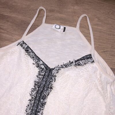 Akemi + Kim by Anthropologie small lace boho top