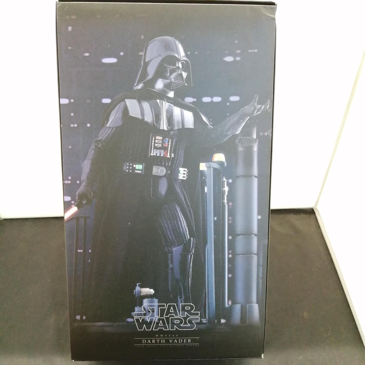 HOTTOYS Star wars Darth Vader Movie Masterpiece Figure - Hot Toys