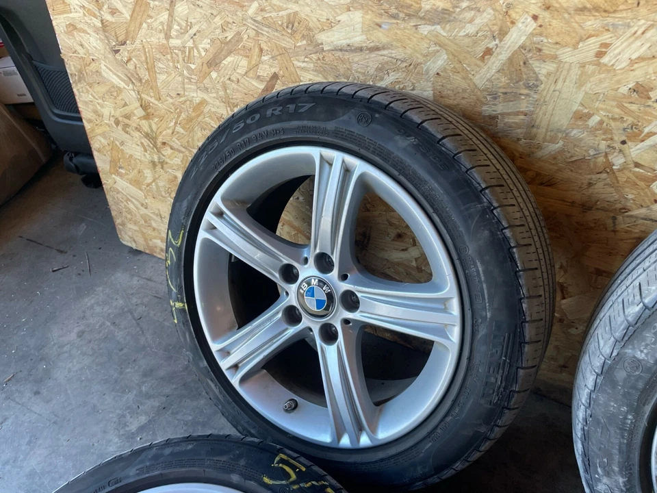 BMW F30 F32 F36 17" polegadas aro de liga leve rodas aros conjunto de 4 com pneus fabricante de equipamento original 46K - Imagem 4 de 4