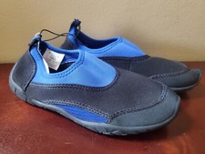 NWT Size 2 Boys Wave Zone surfer black royal blue water shoes beach