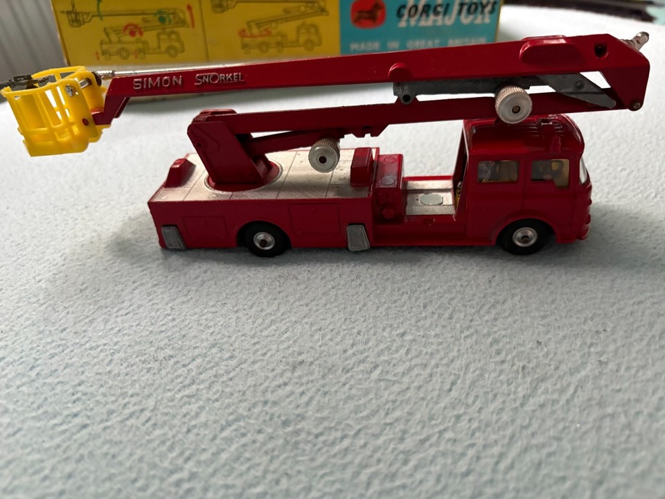 Corgi Toys Major 1127 - Camion De Pompier Simon Snorkel - Miniature Diecast
