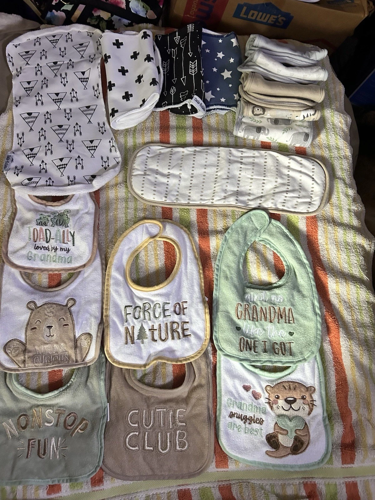 Baby Bib & Burp Cloth Lot Unisex Neutral Woodland Grandma Sayings Infant 17 PCS!