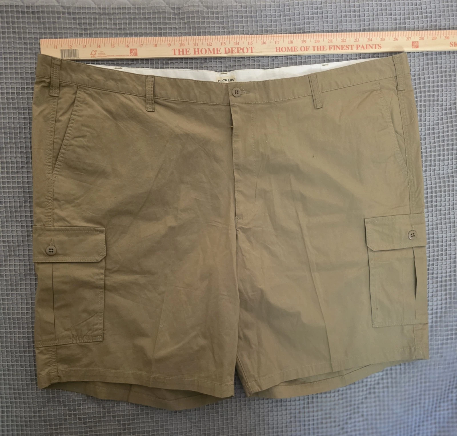 Dockers Men's Beige/ Tan Cargo Shorts Cotton Flat Front Button W54