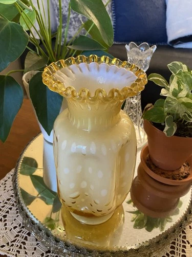 Large 8.5" Fenton CASED HONEY AMBER BUBBLE OPTIC PINCH VASE