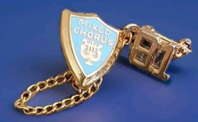 Vintage 1981 Mixed Chorus Lapel Pin / Tie Tack Pinback button choir high school