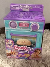 Cookeez Makery Cinnamon Treaty Oven Play Set Make An Interactive Plush Toy New