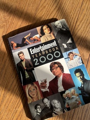 Book - Hardcover - ENTERTAINMENT WEEKLY - 2000 Yearbook - RARE