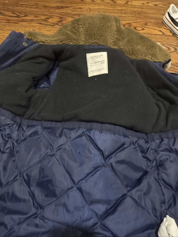 J. Parka Crew para niños azul marino cola de pez con PrimaLoft® talla 4-5 y talla 6-7  Foto 3 de 3