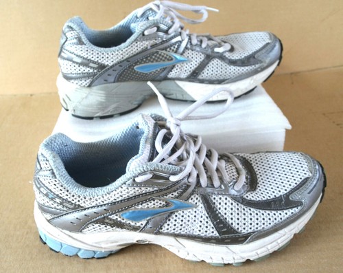 narrow training shoes