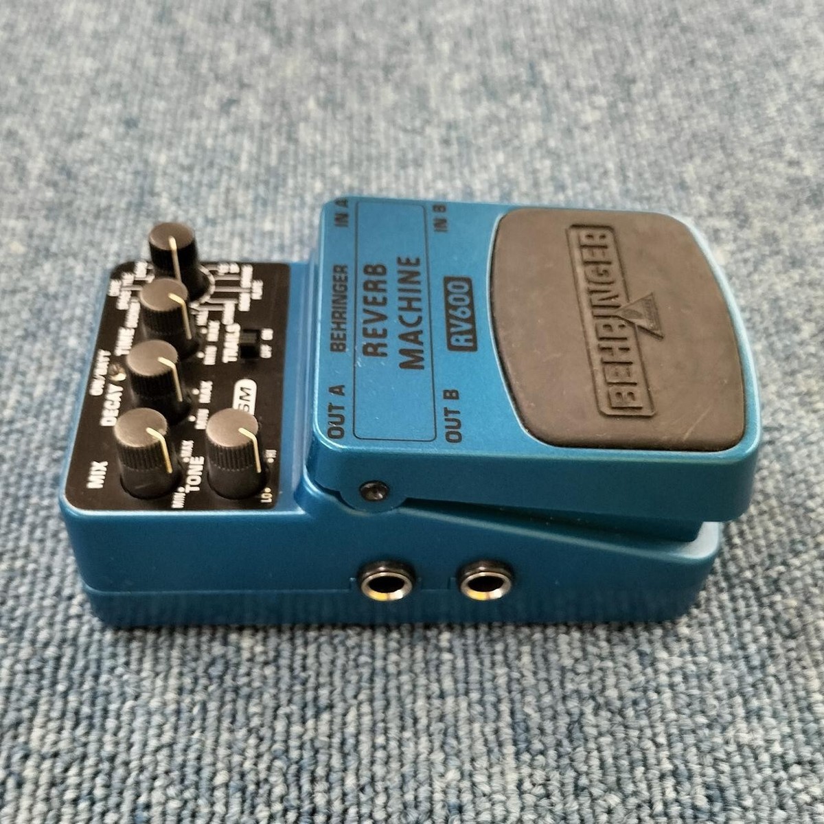BEHRINGER RV600 Reverb Machine ベリンガー Behringer RV600 Reverb Machine Pedal | Sweetwater