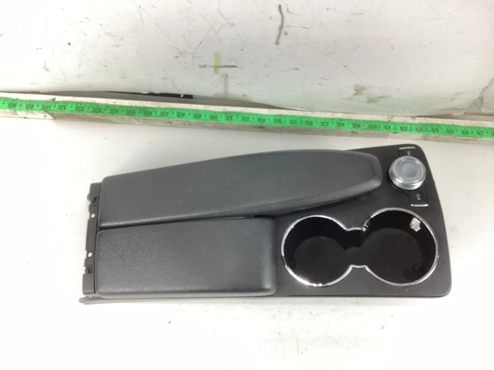 2008-2014 Mercedes-Benz C300 Center Console Armrest Cup Holder Assembly OEM - Image 2 of 4