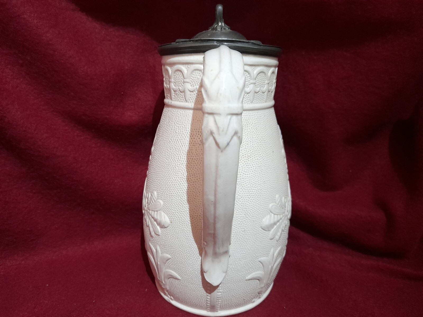 Antique Victorian Fleur De Lys Leaf Shell Relief Moulded Pewter Lidded