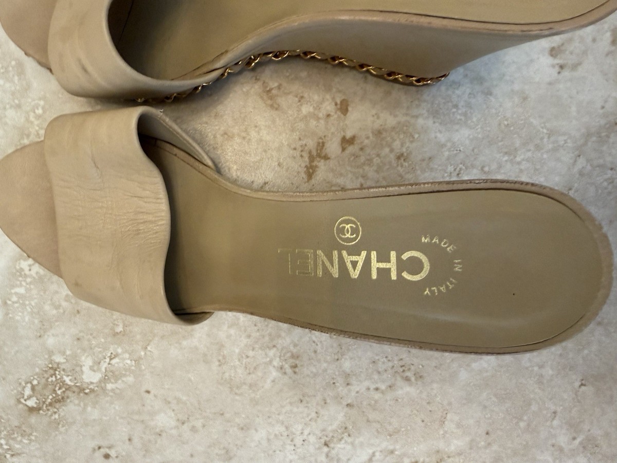 Chanel Vintage Interlocking CC Logo Slides Sandals Shoes Summer Beige Neutral View 5