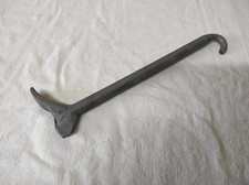 Ancienne Clé à crochet, Tige