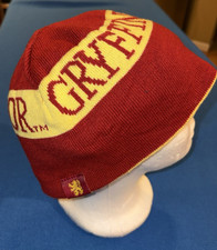 Universal Studios Harry Potter Gryffindor Beanie Hat Red Gold Cap Reversible