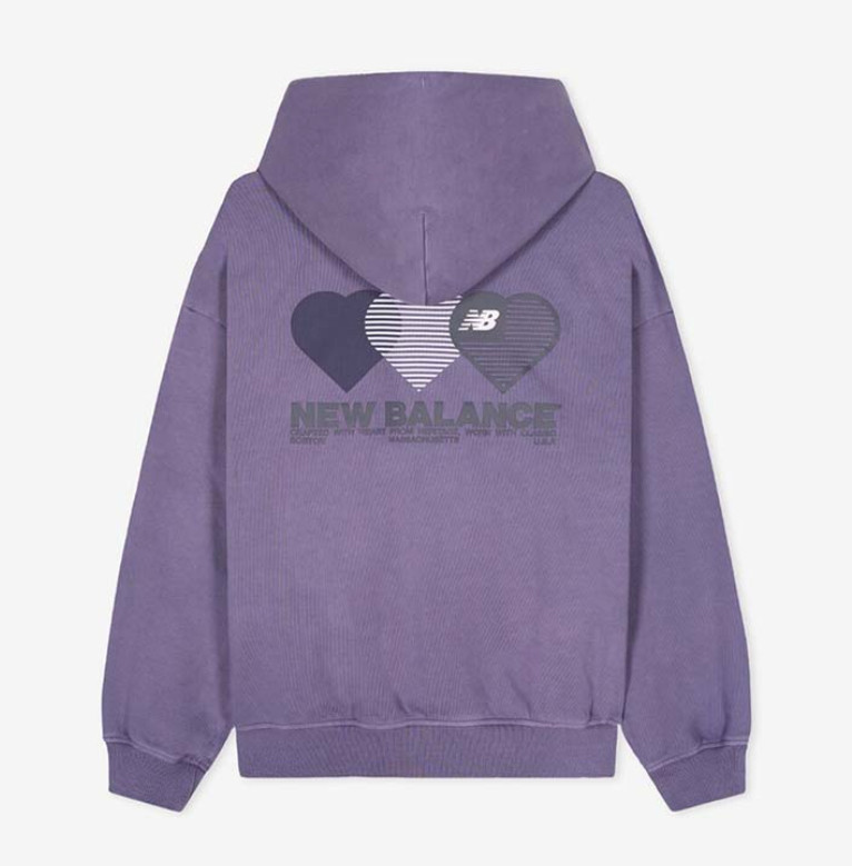 New Balance UNI Valentine Heart Graphic Hoodie NBN0G2A033 24690₽