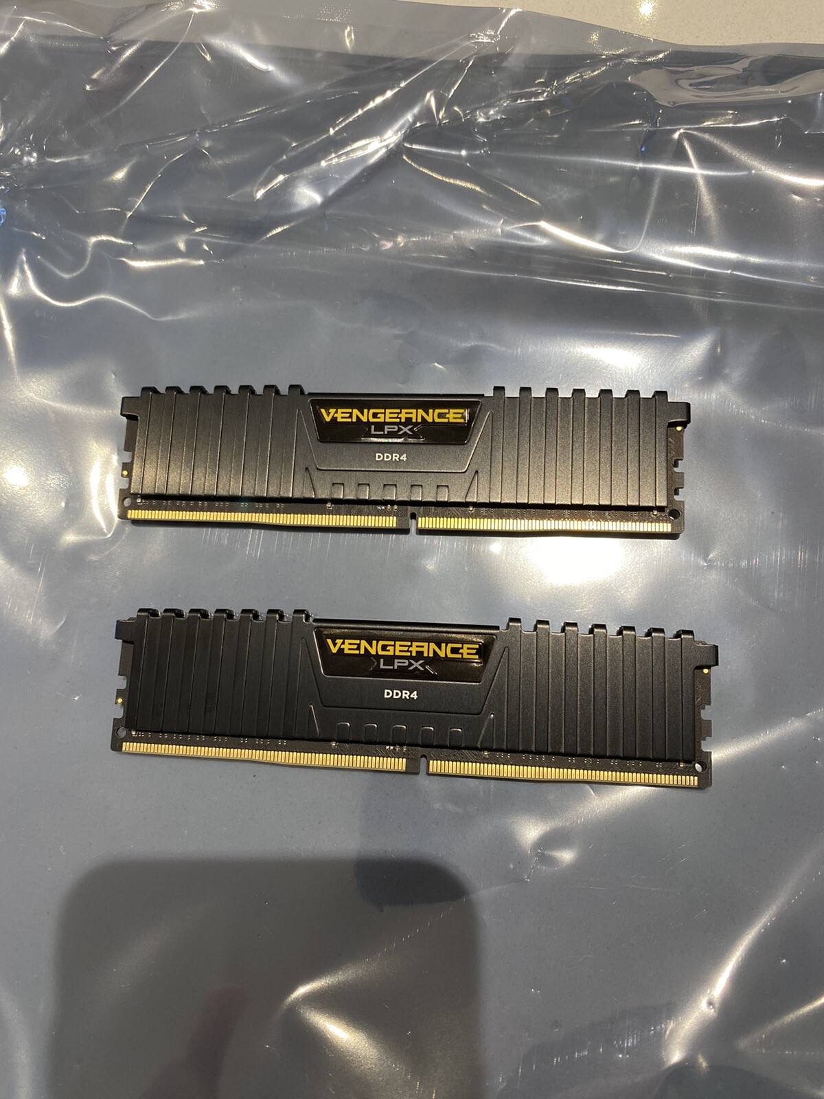 Intel i7 7700K 4.2GHz CPU Asus STRIX Z270F Mobo 32Gb RAM AIO Water