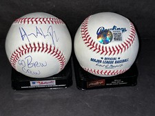 Hedbert Perez Brewers Full Name Auto Signed Baseball Beckett COA Go Brew Crew