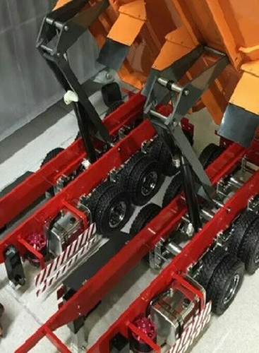 Semirimorchio dumper scala metallo grande su misura 1/14 3 assi 820 mm NUOVO - Foto 5 di 10