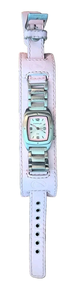 Reloj Freestyle Mujer 9" Tono Plateado Correa Cuero Rosa Batería Nueva  Foto 2 de 4