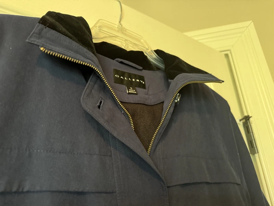 Woman's Galaxy Jacket Zip Out Lining Hood, Size S, Navy Blue - Image 3 of 4