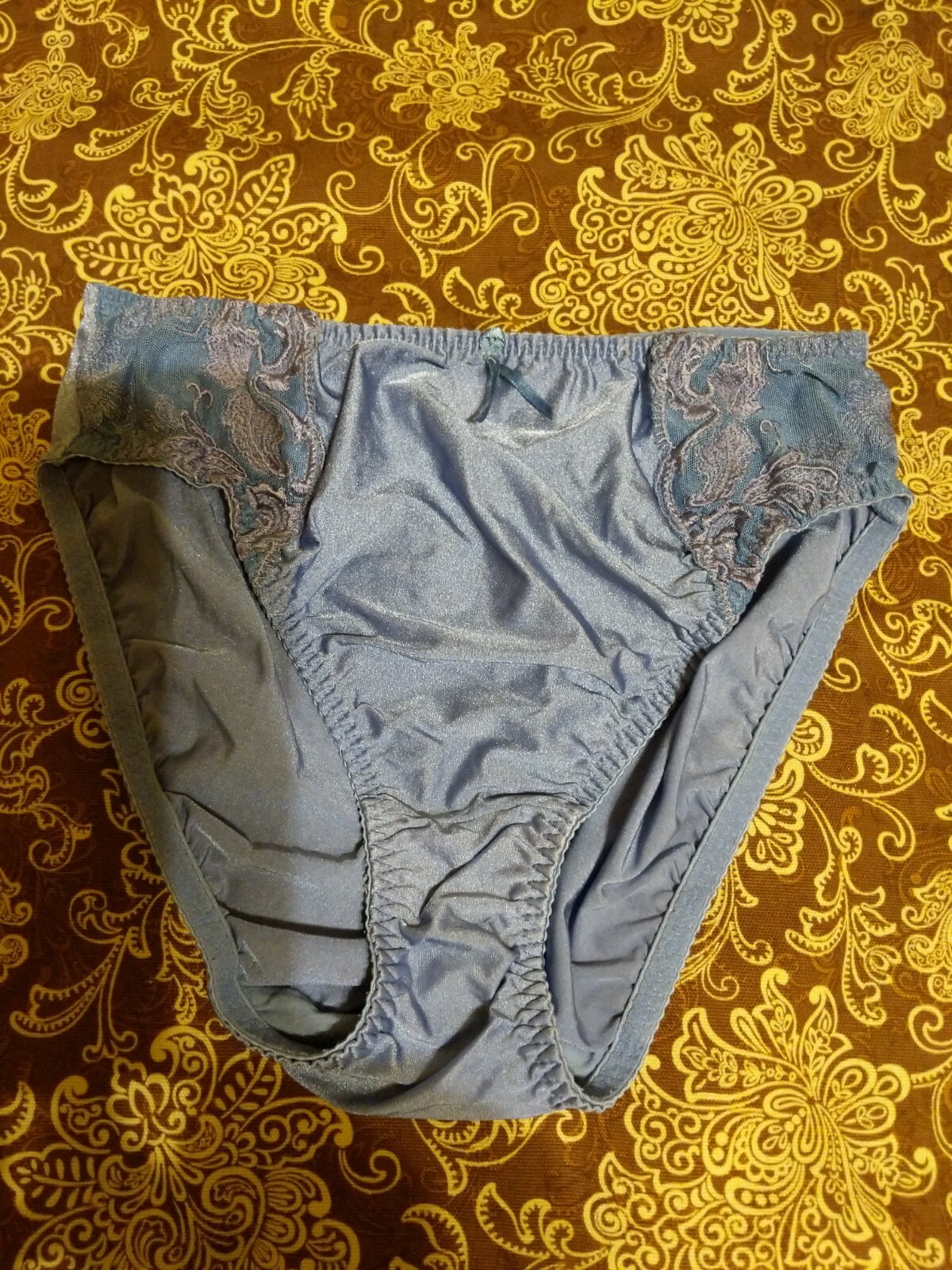 Vintage wacoal satin high leg bikini panties size med… Gem