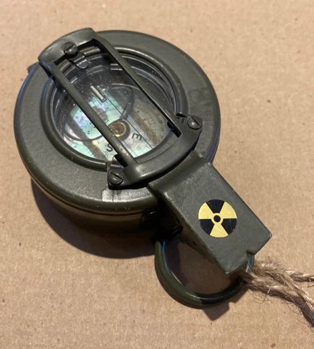 Unissued British Army Stanley G150 Prismatic Brass Compass - With Bubble