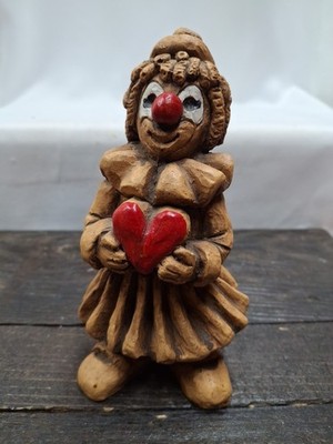 Vintage Clown w/ Heart Alpha Rez Co. Resin 6'' Tall Figurine 1983