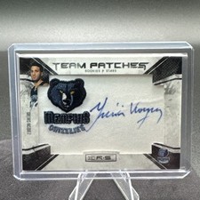 2010 Panini Rookies & Stars Rookie Team /455 Greivis Vasquez #146 Patch Auto