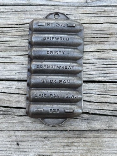 Griswold Cast-Iron MINI Corn Wheat Stick Pan No. 262